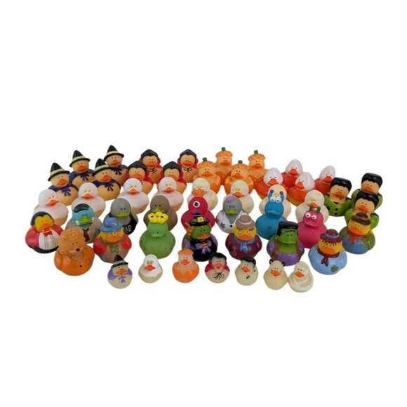 Halloween Rubber Ducky Assortment 50 Piece Duck Party Favor Decor New - Picture 1 of 5